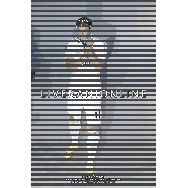 Gareth Bale // Gareth Bale during the UEFA Champions League Winner Party from Real Madrid at the Estadio Santiago Bernabeu in Madrid, Spain on 2014/05/25. EXPA Pictures © 2014, PhotoCredit: EXPA/ Alterphotos/ ALTERPHOTOS *****ATTENTION - OUT of ESP, SUI***** ©photoshot/AGENZIA ALDO LIVERANI SAS - ITALY ONLY - Festeggiamenti dei giocatori della squadra del Real Madrid vincitrice della coppa UEFA Champions League allo stadio Santiago Bernabeu di Madrid, Spagna 25 maggio 2014