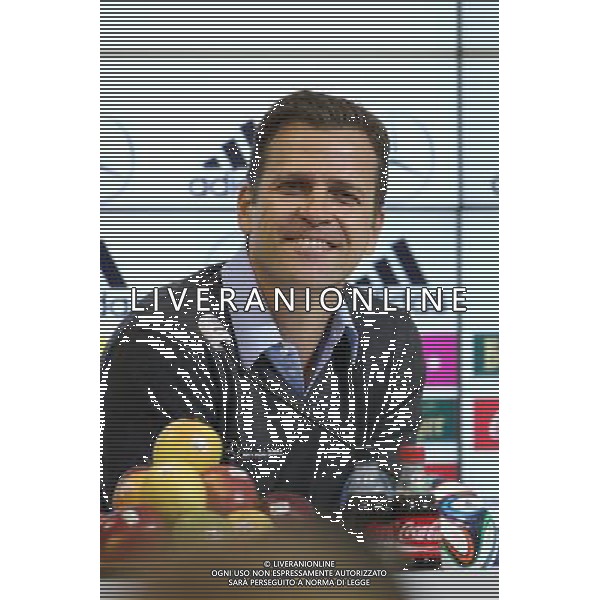 27.05.2014, Sportplatz, St. Martin Passeirtal, ITA, FIFA WM, Vorbereitung Deutschland, Pressekonferenz, Tag 6, im Bild Oliver Bierhoff (Manager /Deutschland) lachend // during Trainingscamp of Team Germany for Preparation of the FIFA Worldcup Brasil 2014 at the Sportplatz in St. Martin Passeirtal, Italy on 2014/05/27. EXPA Pictures © 2014, PhotoCredit: EXPA/ Eibner-Pressefoto/ Neis *****ATTENTION - OUT of GER***** ©photoshot/AGENZIA ALDO LIVERANI SAS - ITALY ONLY - Nico Rosberg (Pilota di Formula 1 della Mercedes Benz) in conferenza stampa durante l\'allenamento della nazionale della Germania a St. Martin Passeirtal, Italia 27 maggio 2014