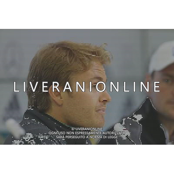 27.05.2014, Sportplatz, St. Martin Passeirtal, ITA, FIFA WM, Vorbereitung Deutschland, Pressekonferenz, Tag 6, im Bild Nico Rosberg (Formel 1 Fahrer von Mercedes Benz) nachdenklich im Profil // during Trainingscamp of Team Germany for Preparation of the FIFA Worldcup Brasil 2014 at the Sportplatz in St. Martin Passeirtal, Italy on 2014/05/27. EXPA Pictures © 2014, PhotoCredit: EXPA/ Eibner-Pressefoto/ Neis *****ATTENTION - OUT of GER***** ©photoshot/AGENZIA ALDO LIVERANI SAS - ITALY ONLY - Nico Rosberg (Pilota di Formula 1 della Mercedes Benz) in conferenza stampa durante l\'allenamento della nazionale della Germania a St. Martin Passeirtal, Italia 27 maggio 2014