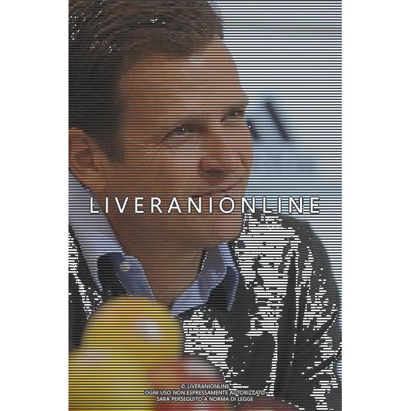 27.05.2014, Sportplatz, St. Martin Passeirtal, ITA, FIFA WM, Vorbereitung Deutschland, Pressekonferenz, Tag 6, im Bild Ein gutgelaunter Manager Oliver Bierhoff // during Trainingscamp of Team Germany for Preparation of the FIFA Worldcup Brasil 2014 at the Sportplatz in St. Martin Passeirtal, Italy on 2014/05/27. EXPA Pictures © 2014, PhotoCredit: EXPA/ Eibner-Pressefoto/ Stuetzle *****ATTENTION - OUT of GER***** ©photoshot/AGENZIA ALDO LIVERANI SAS - ITALY ONLY - Nico Rosberg (Pilota di Formula 1 della Mercedes Benz) in conferenza stampa durante l\'allenamento della nazionale della Germania a St. Martin Passeirtal, Italia 27 maggio 2014