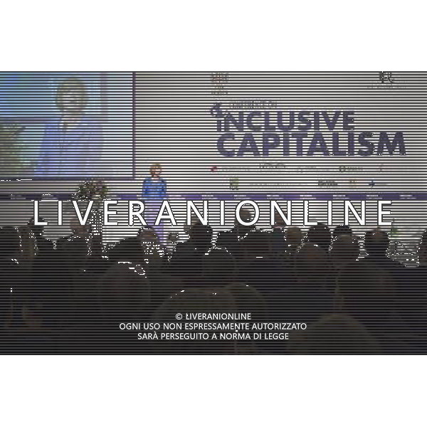  Alderman Fiona Woolf, The Lord Mayor of London \'Conference on Inclusive Capitalism: Building Value, Renewing Trust\' at Mansion House, London, Britain - 27 May 2014 ©photoshot/AGENZIA ALDO LIVERANI SAS - ITALY ONLY - Il Principe di Carlo d\'inghilterra con Lynn Forester de Rothschild e Christine Lagarde alla conferenza del capitalismo Inclusive presso la Mansion House a Londra. 