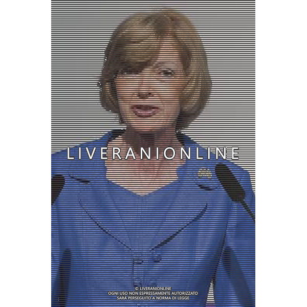  Alderman Fiona Woolf, The Lord Mayor of London \'Conference on Inclusive Capitalism: Building Value, Renewing Trust\' at Mansion House, London, Britain - 27 May 2014 ©photoshot/AGENZIA ALDO LIVERANI SAS - ITALY ONLY - Il Principe di Carlo d\'inghilterra con Lynn Forester de Rothschild e Christine Lagarde alla conferenza del capitalismo Inclusive presso la Mansion House a Londra. 