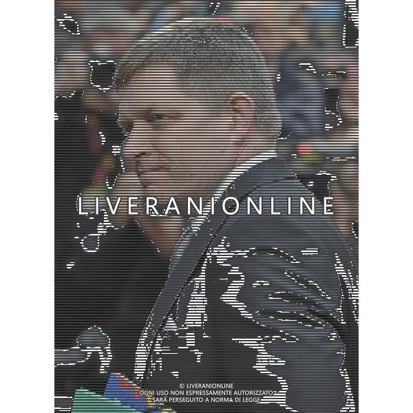 (140527) -- BRUSSELS, May 27, 2014 () -- Slovakian Prime Minister Robert Fico arrives to take part in an informal EU leaders summit at the EU headquarters in Brussels, capital of Belgium, May 27, 2014. The nomination of new EU leaders after and the latest development in Ukraine following the Presidential election are the two majors topics in the meeting. (/Ye Pingfan) ©photoshot/AGENZIA ALDO LIVERANI SAS - ITALY ONLY - Vertice informale dei leader dell\'Unione Europea presso la sede a Bruxelles in Belgio, 27 maggio 2014 per discutere della nomina di nuovi leader europei dopo le elezioni e degli ultimi sviluppi in Ucraina
