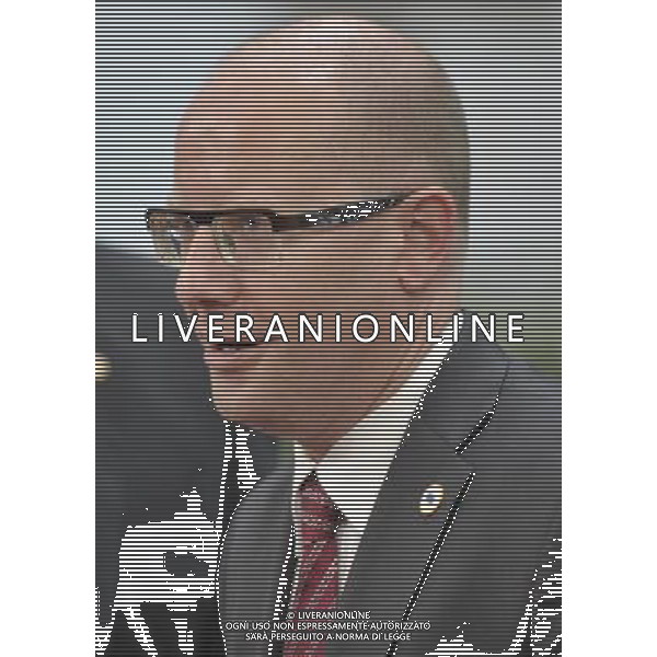 (140527) -- BRUSSELS, May 27, 2014 () -- Czech\'s Prime Minister Bohuslav Sobotka arrives to take part in an informal EU leaders summit at the EU headquarters in Brussels, capital of Belgium, May 27, 2014. The nomination of new EU leaders after and the latest development in Ukraine following the Presidential election are the two majors topics in the meeting. (/Ye Pingfan) ©photoshot/AGENZIA ALDO LIVERANI SAS - ITALY ONLY - Vertice informale dei leader dell\'Unione Europea presso la sede a Bruxelles in Belgio, 27 maggio 2014 per discutere della nomina di nuovi leader europei dopo le elezioni e degli ultimi sviluppi in Ucraina