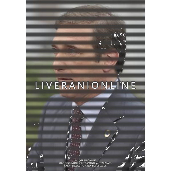 (140527) -- BRUSSELS, May 27, 2014 () -- Portugese Prime Minister Pedro Passos Coelho arrives to take part in an informal EU leaders summit at the EU headquarters in Brussels, capital of Belgium, May 27, 2014. The nomination of new EU leaders after and the latest development in Ukraine following the Presidential election are the two majors topics in the meeting. (/Ye Pingfan) ©photoshot/AGENZIA ALDO LIVERANI SAS - ITALY ONLY - Vertice informale dei leader dell\'Unione Europea presso la sede a Bruxelles in Belgio, 27 maggio 2014 per discutere della nomina di nuovi leader europei dopo le elezioni e degli ultimi sviluppi in Ucraina