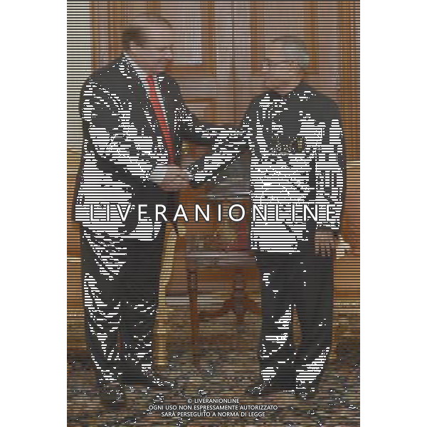 (140528) -- NEW DELHI, May 28, 2014 () -- Indian President Pranab Mukherjee (R) shakes hands with Pakistan Prime Minister Nawaz Sharif at the presidential palace in New Delhi, India, May 28, 2014. Pakistan on Wednesday termed Prime Minister Nawaz Sharif\'s visit to India successful and said both countries have agreed to \'convert confrontation into meaningful cooperation\' to resolve all outstanding issues and bring peace to the region. () (zjy) AG ALDO LIVERANI SAS ONLY ITALY
