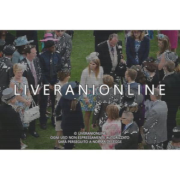 Britain\'s Princess Beatrice meets guests at the first garden party of the season in the grounds of Buckingham Palace in central London, on May 21, 2014. ©PHOTOSHOT/AGENZIA ALDO LIVERANI SAS - ITALY ONLY - EDITORIAL USE ONLY