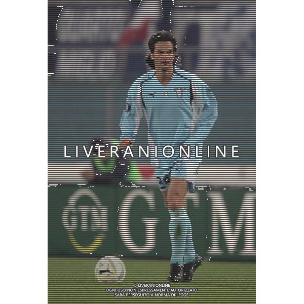 LAZIO-PARTIZAN BELGRADO 25/11/2004 NELLA FOTO FERNANDO COUTO AGENZIA ALDO LIVERANI