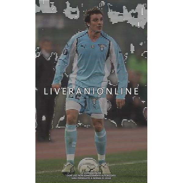 LAZIO-PARTIZAN BELGRADO 25/11/2004 NELLA FOTO MASSIMO ODDO AGENZIA ALDO LIVERANI
