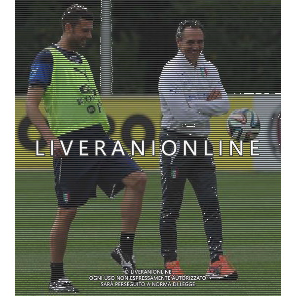 Raduno Nazionale Italiana in vista dei Mondiali di Calcio FIFA 2014 in Brasile Firenze - 30.05.2014 Allenamento Nella Foto:prandelli thiago motta /Ph.Vitez-Ag. Aldo Liverani