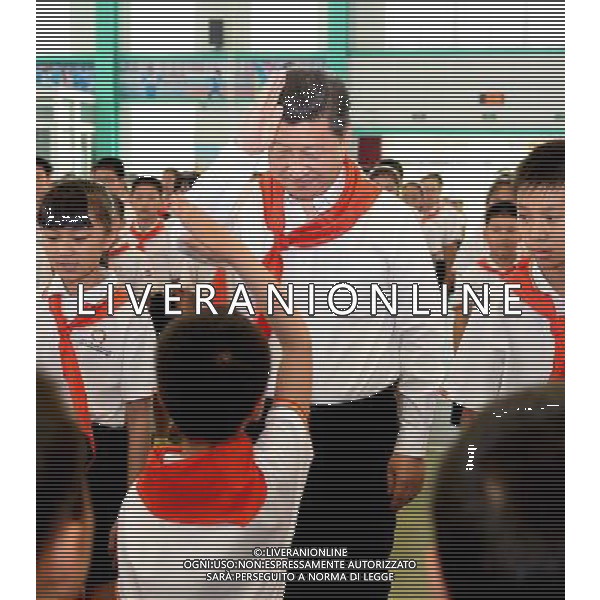 (140530) -- BEIJING, May 30, 2014 () -- Chinese President Xi Jinping attends an initiation ceremony of Young Pioneers during his visit at Beijing Haidian National Primary School in Beijing, capital of China, May 30, 2014. Xi attended an activity to celebrate the upcoming International Children\'s Day at the primary school. (/Li Tao) (zc) AG ALDO LIVERANI SAS ONLY ITALY