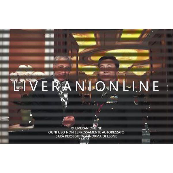 (140531) -- SINGAPORE, May 31, 2014 () -- Wang Guanzhong (R), deputy chief of the General Staff of the People\'s Liberation Army (PLA), meets with U.S. Defense Secretary Chuck Hagel in the ongoing Shangri-La Dialogue in Singapore, May 31, 2014. The establishment of a new model of China-U.S. relations requires the two countries to respect each other and treat each other as equals, Wang Guanzhong said here Saturday. (/Then Chih Wey) Â©photoshot/AGENZIA ALDO LIVERANI SAS - ITALY ONLY - EDITORIAL USE ONLY