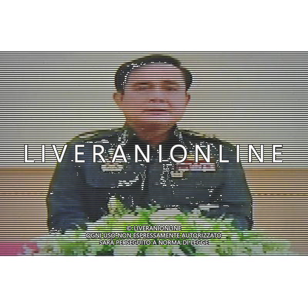 (140531) -- BANGKOK, May 31, 2014 () -- The TV grab taken on May 30, 2014, shows Thai coup leader Prayuth Chan-ocha during his statement on TV. Prayuth Chan-ocha on Friday night said an interim government will be formed before the new 2015 fiscal year start, which is slated in October, while elections are expected to be held after at least 15 months. (/Rachen Sageamsak) ©photoshot/AGENZIA ALDO LIVERANI SAS - ITALY ONLY - EDITORIAL USE ONLY - Il golpista Thai Prayuth Chan-OCHA durante la sua dichiarazione in tv a Bangkok in Thailandia