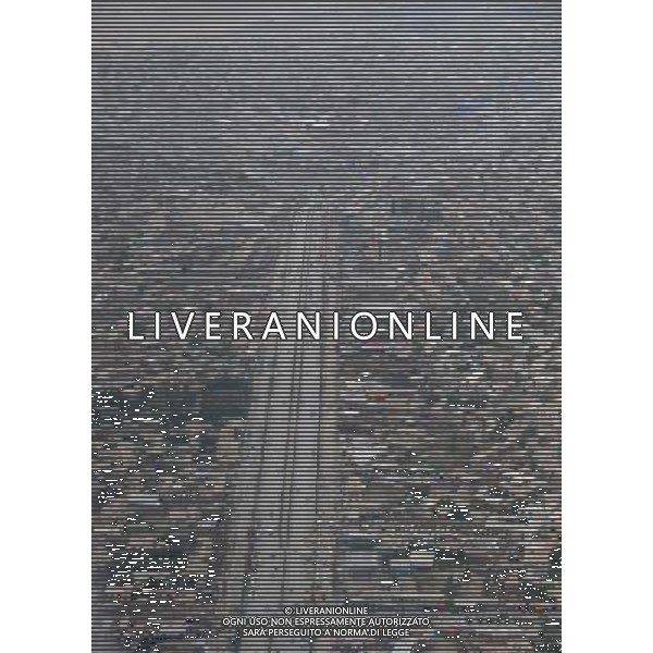 (140531) -- KABUL, May 31, 2014 (Xinhua) -- Photo taken on May 29, 2014 shows a view of the Kabul city over a helicopter in Kabul, Afghanistan. (Xinhua/Omid) ****Authorized by ytfs**** ©photoshot/Agenzia Aldo Liverani sas - ITALY ONLY - Veduta aerea della citta\' di Kabul in Afghanistan