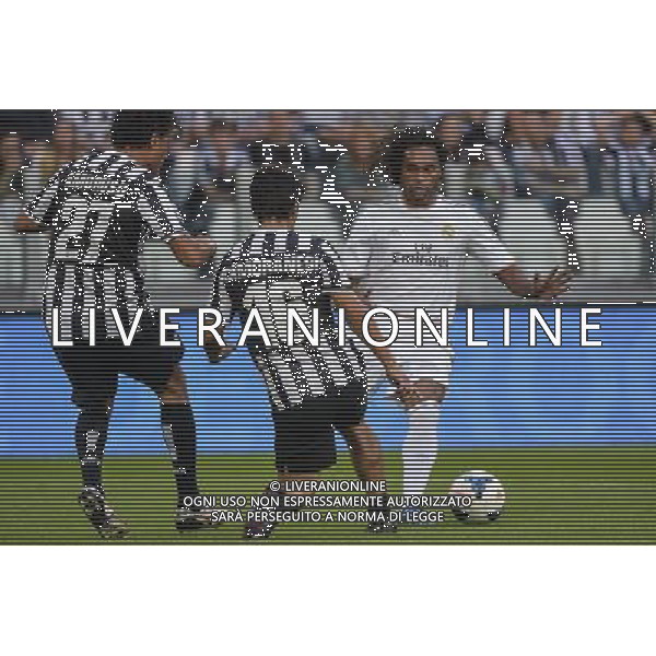 UNESCO CUP, SFIDA TRA VECCHIE GLORIE DI JUVE E REAL Juventus Stadium Torino Federico Tardito/Agenzia Aldo Liverani Sas Nella foto Karembeu ©tardito /AGENZIA ALDO LIVERANI SAS