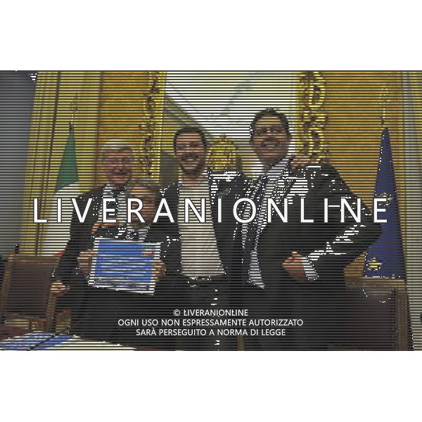 Conferenza stampa congiunta di Matteo Salvini e Giovanni Toti con Renato Brunetta e Paolo Romani rispettivamente capigruppo di Camera e Senato, per sostenere i referendum leghisti per la raccolta firme a Montecitorio Roma 29 maggio 2014 ©Corradetti/Agenzia Aldo Liverani sas