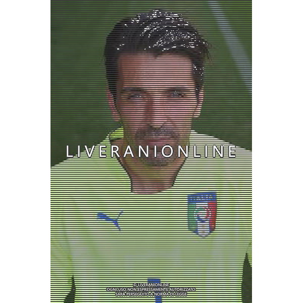 Primi Piani e Gruppo Nazionale Italiana di Calcio per i Mondiali di Calcio FIFA 2014 in Brasile Firenze - 03.06.2014 Nella Foto:Buffon Gianluigi /Ph.Vitez-Ag. Aldo Liverani