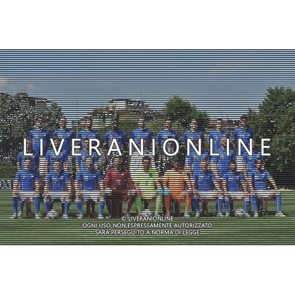Primi Piani e Gruppo Nazionale Italiana di Calcio per i Mondiali di Calcio FIFA 2014 in Brasile Firenze - 03.06.2014 Nella Foto:Foto di Gruppo Parolo,Bonucci,Thiago Motta,Balotelli,Chiellini,Barzagli,Paletta,Darmian,Ranocchia,Abate,Cerci,Marchisio,Abete,Prandelli,Albertini,Pirlo,De Rossi,Candreva,De Sciglio,Verratti,Cassano,Sirigu,Buffon,Perin,Immobile,Insigne,Aquilani /Ph.Vitez-Ag. Aldo Liverani