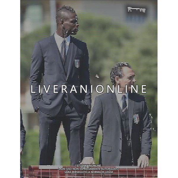 (140604) -- FLORENCE, June 4, 2014 () -- Italy\'s national soccer team coach Cesare Prandelli (R) and player Mario Balotelli prepare to pose for an official photo in Coverciano, near Florence, Italy, June 3, 2014, prior to their departure for the World Cup 2014. ©photoshot/Agenzia Aldo Liverani sas - ITALY ONLY - EDITORIAL USE ONLY