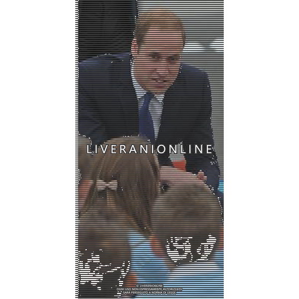 Picture date 4th June 2014. Pic shows; The Duke of Cambridge, Royal Patron of SkillForce, during his visit to Goole High School to launch the new SkillForce Junior Prince\'s Award. ©photoshot/Agenzia Aldo Liverani sas - ITALY ONLY - EDITORIAL USE ONLY - REALI INGLESI: Il principe William d\'inghilterra duca di cambridge in visita nello Yorkshire