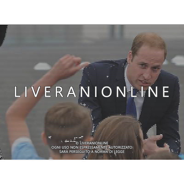 Picture date 4th June 2014. Pic shows; The Duke of Cambridge, Royal Patron of SkillForce, during his visit to Goole High School to launch the new SkillForce Junior Prince\'s Award. ©photoshot/Agenzia Aldo Liverani sas - ITALY ONLY - EDITORIAL USE ONLY - REALI INGLESI: Il principe William d\'inghilterra duca di cambridge in visita nello Yorkshire