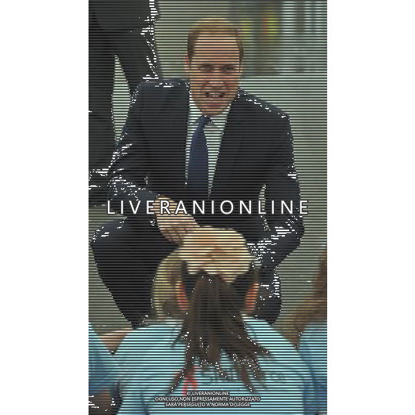 Picture date 4th June 2014. Pic shows; The Duke of Cambridge, Royal Patron of SkillForce, during his visit to Goole High School to launch the new SkillForce Junior Prince\'s Award. ©photoshot/Agenzia Aldo Liverani sas - ITALY ONLY - EDITORIAL USE ONLY - REALI INGLESI: Il principe William d\'inghilterra duca di cambridge in visita nello Yorkshire