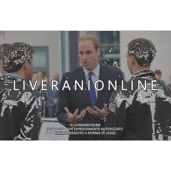 Picture date 4th June 2014. Pic shows; The Duke of Cambridge, Royal Patron of SkillForce, during his visit to Goole High School to launch the new SkillForce Junior Prince\'s Award. ©photoshot/Agenzia Aldo Liverani sas - ITALY ONLY - EDITORIAL USE ONLY - REALI INGLESI: Il principe William d\'inghilterra duca di cambridge in visita nello Yorkshire