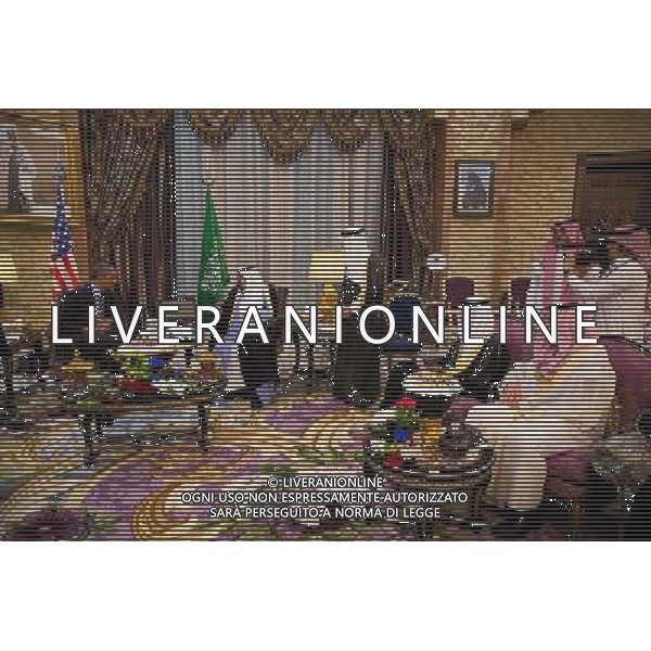 President Barack Obama meets with King Abdullah bin Abdulaziz Al Saud of the Kingdom of Saudi Arabia at Rawdat Khuraim in Saudi Arabia, March 28, 2014. ©PHOTOSHOT/Agenzia Aldo Liverani sas - ITALY ONLY - EDITORIAL USE ONLY - Il Presidente americano Barack Obama