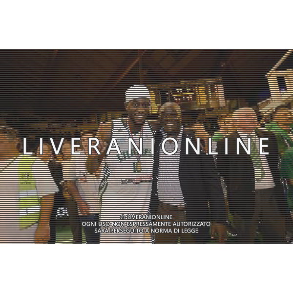 Nobel BOUNGOU COLO et son pere - 05.06.2014 - Limoges / Strasbourg - Match 3 - Finale Pro A Photo : Fred Porcu / Icon Sport *** Local Caption *** ag aldo liverani sas only italy *** Local Caption ***