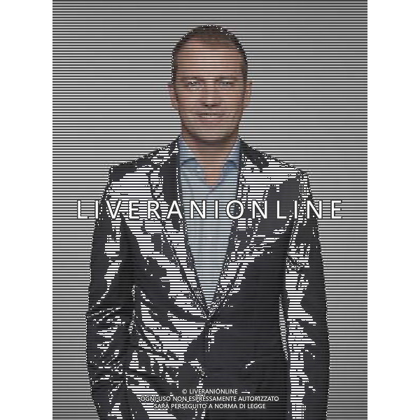 firo : 24.05.2014 Fu§ball,Fussball,Nationalmannschaft Deutschland, Weltmeisterschaft, WM 2014 Brasilien,Portraittermin, Hans-Dieter FLICK, Portrait, $worldrightsEs gelten unsere AGB, einsehbar auf www.firosportphoto.de Poolfoto, copyright by firo sportphoto: Coesfelder Str.207 48249 DŸlmenTel.:02594 9916004 www.firosportphoto.de mail@firosportphoto.de (V o l k s b a n k B o c h u m - W i t t e n ) BLZ.: 430 601 29 Kt. Nr.: 341 117 100 Tel.:02594 9916004 AG ALDO LIVERANI SAS ONLY ITALY