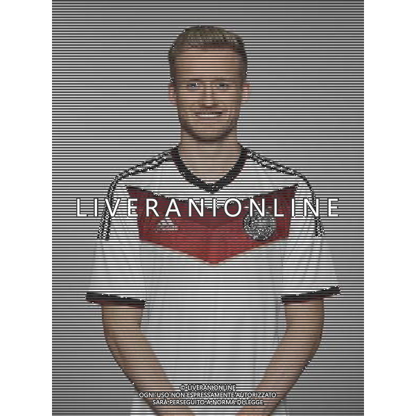 firo : 24.05.2014 Fu§ball,Fussball,Nationalmannschaft Deutschland, Weltmeisterschaft, WM 2014 Brasilien,Portraittermin, Andre SCH†RRLE, Portrait, $worldrightsEs gelten unsere AGB, einsehbar auf www.firosportphoto.de Poolfoto, copyright by firo sportphoto: Coesfelder Str.207 48249 DŸlmenTel.:02594 9916004 www.firosportphoto.de mail@firosportphoto.de (V o l k s b a n k B o c h u m - W i t t e n ) BLZ.: 430 601 29 Kt. Nr.: 341 117 100 Tel.:02594 9916004 AG ALDO LIVERANI SAS ONLY ITALY