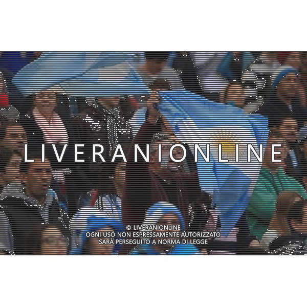 (140608) -- LA PLATA, June 8, 2014 () -- Argentina\'s fans cheer for the team during the friendly match against Slovenia prior to the FIFA World Cup at Ciudad de La Plata Stadium, in La Plata, Argentina, on June 7, 2014. (/Victor Carreira/TELAM) (vf) (fnc) ©PHOTOSHOT/Agenzia Aldo Liverani sas - ITALY ONLY - EDITORIAL USE ONLY - ARGENTINA vs SLOVENIA partita amichevole prima Coppa del Mondo FIFA a Ciudad de la Plata Stadium, a La Plata, in Argentina, il 7 giugno 2014
