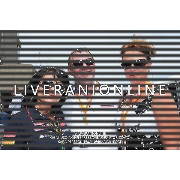 (L to R): Fabiana Valenti (ITA) Scuderia Toro Rosso Press Officer with Paul Stoddart (AUS) and Belinda (GBR). 08.06.2014. Formula 1 World Championship, Rd 7, Canadian Grand Prix, Montreal, Canada, Race Day. - www.xpbimages.com, EMail: requests@xpbimages.com - copy of publication required for printed pictures. Every used picture is fee-liable. © Copyright: Moy / XPB Images AG ALDO LIVERANI SAS ONLY ITALY