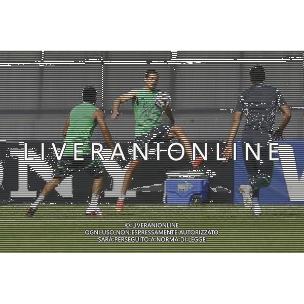 (140609) -- SANTOS, June 9, 2014 () -- Players of Mexico\'s national soccer team take part during a training session, at the O Rei Pele Complex, previous to the FIFA World Cup Brazil 2014, in Santos, Brazil, on June 8, 2014. (/AGENCIA ESTADO) (ce) ***BRAZIL OUT*** AG ALDO LIVERANI SAS ONLY ITALY