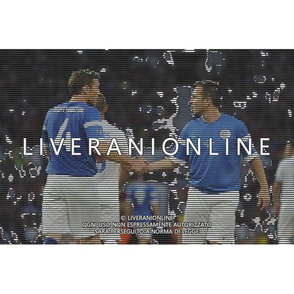 Soccer Aid at Old Trafford Football Club Manchester on 8th June 2014. Sam Worthington and Mark Salling. ©PHOTOSHOT/Agenzia Aldo Liverani sas - ITALY ONLY - EDITORIAL USE ONLY - Partita di beneficenza tra l\'Inghilterra e Resto del Mondo con le stelle mondiali del calcio e dello spettacolo all\'Old Trafford, stadio del Manchester United, 8 giugno 2014