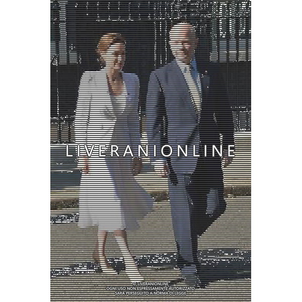 Angelina Jolie and William Hague attends a meeting at 10 Downing Street in London, England on 10th June 2014, as part of the Global Summit to End Sexual Violence in Conflict global summit. ©PHOTOSHOT/Agenzia Aldo Liverani sas - ITALY ONLY - EDITORIAL USE ONLY - L\'attrice Angelina Jolie partecipa a una riunione al 10 di Downing Street a Londra, Inghilterra il 10 giugno 2014, nell\'ambito del Summit globale per porre fine alla violenza sessuale nei conflitti mondiali