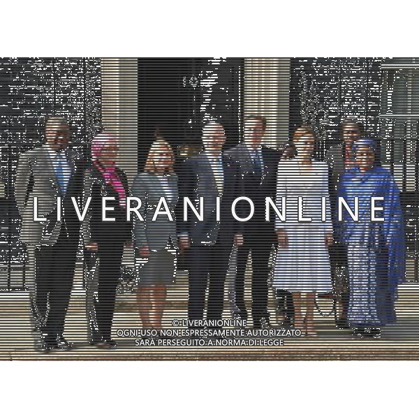 William Hague, David Cameron and Angelina Jolie attends a meeting at 10 Downing Street in London, England on 10th June 2014, as part of the Global Summit to End Sexual Violence in Conflict global summit. ©PHOTOSHOT/Agenzia Aldo Liverani sas - ITALY ONLY - EDITORIAL USE ONLY - L\'attrice Angelina Jolie partecipa a una riunione al 10 di Downing Street a Londra, Inghilterra il 10 giugno 2014, nell\'ambito del Summit globale per porre fine alla violenza sessuale nei conflitti mondiali