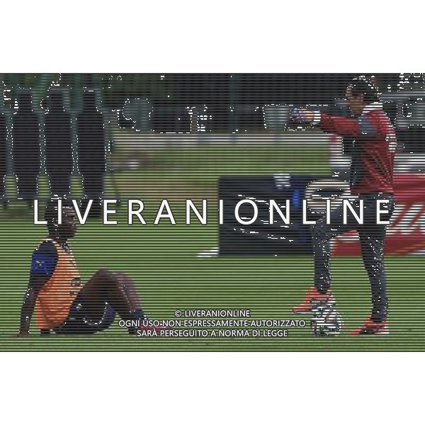 FIFA World Cup Brasile 2014 Mangaritiba (Rio de Janeiro) - 11.06.2014 Allenamento Italia Nella Foto:prandelli si ferma a parlare con balotelli a fine allenamento /Ph.Vitez-Ag. Aldo Liverani