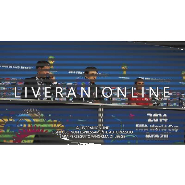 (140611) -- SAO PAULO, June 11, 2014 () -- Croatia\'s coach Niko Kovac (C) and goalkeeper Oliver Zelenika (R) attend a press conference after the training in Sao Paulo, Brazil, on June 11, 2014, one day ahead of the opening match of 2014 FIFA World Cup between Brazil and Croatia.(/Xu Zijian)(rh) ©PHOTOSHOT/Agenzia Aldo Liverani sas - ITALY ONLY - EDITORIAL USE ONLY - Conferenza stampa e allenamento della nazionale della Croazia a San Paolo, Brasile, il 11 giugno 2014, un giorno prima della partita di Coppa del mondo FIFA 2014