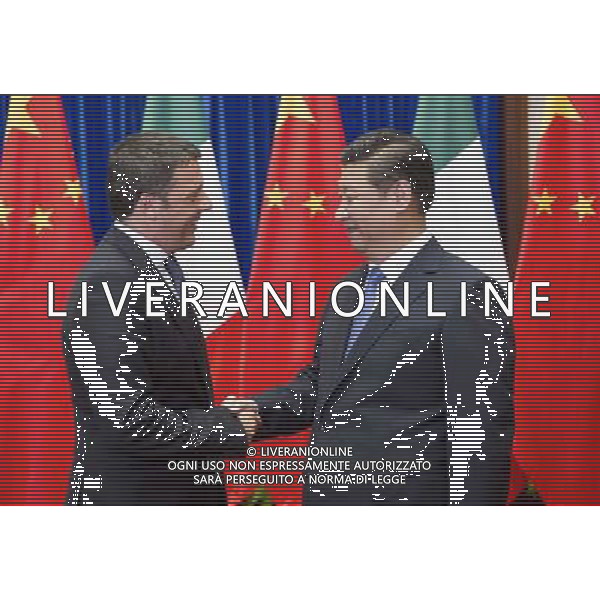 (140611) -- BEIJING, June 11, 2014 () -- Chinese President Xi Jinping (R) meets with Italian Prime Minister Matteo Renzi in Beijing, China, June 11, 2014. (/Huang Jingwen) (hdt) ©PHOTOSHOT/Agenzia Aldo Liverani sas - ITALY ONLY - EDITORIAL USE ONLY