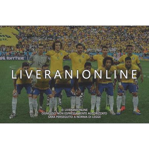 FIFA World Cup Brasile 2014 Gruppo A San Paolo - 12.06.2014 Brasile-Croazia Nella Foto:brasile squadra formazione julio cesar,alves,thiago silva,luiz,marcelo,hulk,paulinho,fred,neymar,oscar,luiz gustavo /Ph.Vitez-Ag. Aldo Liverani