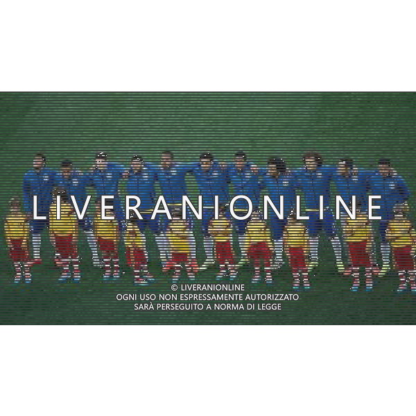 (140612) -- SAO PAULO, June 12, 2014 () -- Brazil\'s national football team players sing the national anthem on the opening match of 2014 FIFA World Cup in the Arena de Sao Paulo Stadium in Sao Paulo, Brazil, June 12, 2014.(/Liao Yujie) AG ALDO LIVERANI SAS ONLY ITALY