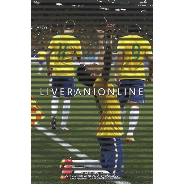 (140612) -- SAO PAULO, June 12, 2014 () -- Brazil\'s Neymar celebrates after scoring the penalty kick during the opening match of 2014 FIFA World Cup in the Arena de Sao Paulo Stadium in Sao Paulo, Brazil, June 12, 2014. (/Zhou Lei)(rh) AG ALDO LIVERANI SAS ONLY ITALY