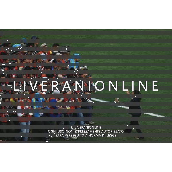 (140612) -- SAO PAULO, June 12, 2014 () -- Photographers get ready for the two competing teams\' family photos on the field before the opening match of 2014 FIFA World Cup in the Arena de Sao Paulo Stadium in Sao Paulo, Brazil, June 12, 2014.(/Liu Bin)(pcy) ©PHOTOSHOT/Agenzia Aldo Liverani sas - ITALY ONLY - EDITORIAL USE ONLY - Brasile - Croazia partita di apertura della FIFA World Cup Brasile 2014 Gruppo A San Paolo - 12 giugno 2014