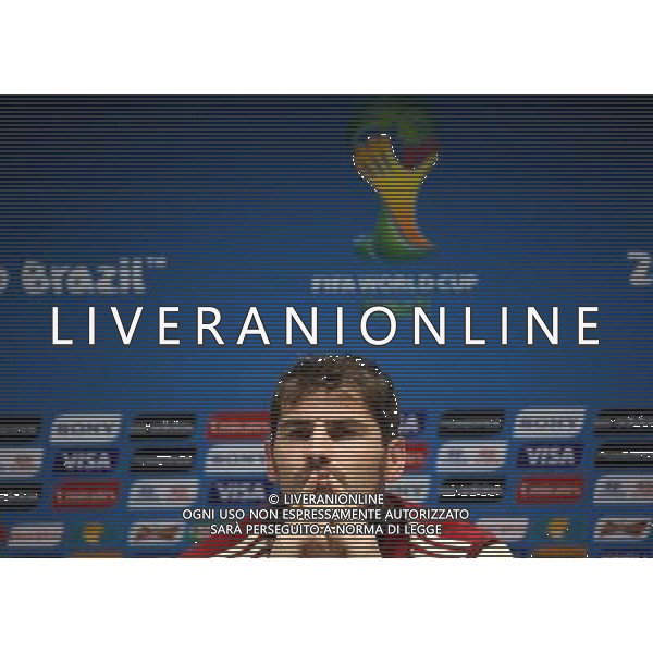 (140612) -- SALVADOR, June 12, 2014 () -- Spain\'s Iker Casillas attends a press conference in Salvador, a northeastern city of Brazil, on June 12, 2014. Spain will face Netherlands on Friday. (/Yang Lei) ©PHOTOSHOT/Agenzia Aldo Liverani sas - ITALY ONLY - EDITORIAL USE ONLY - Conferenza stampa della nazionale della spagna in Salvador, Brasile, il 12 giugno 2014 la Spagna coppa del mondo Fifa