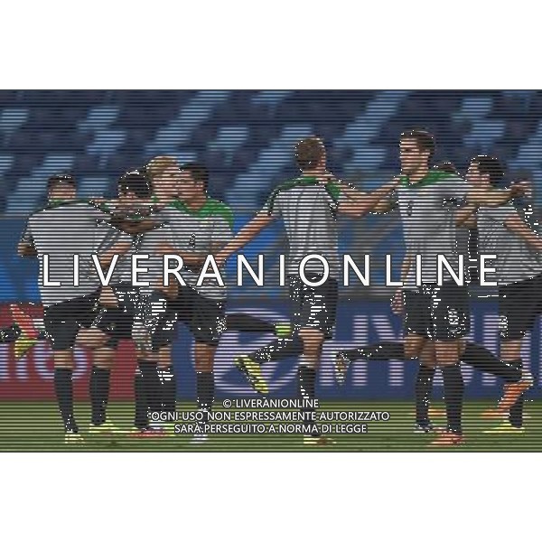 (140612) -- CUIABA, June 12, 2014 () -- Australia\'s players train on the field of the Arena da Baixada in Cuiaba, Brazil, June 12, 2014. (/Li Ming)(pcy) ©PHOTOSHOT/Agenzia Aldo Liverani sas - ITALY ONLY - EDITORIAL USE ONLY - Allenamneto della nazionale dell\'Australia sul campo di Arena da Baixada a Cuiaba, Brasile, 12 giugno 2014
