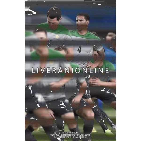 (140612) -- CUIABA, June 12, 2014 () -- Australia\'s Tim Cahill (C) trains with his teammates on the field of the Arena da Baixada in Cuiaba, Brazil, June 12, 2014. (/Liu Dawei)(pcy) ©PHOTOSHOT/Agenzia Aldo Liverani sas - ITALY ONLY - EDITORIAL USE ONLY - Allenamneto della nazionale dell\'Australia sul campo di Arena da Baixada a Cuiaba, Brasile, 12 giugno 2014