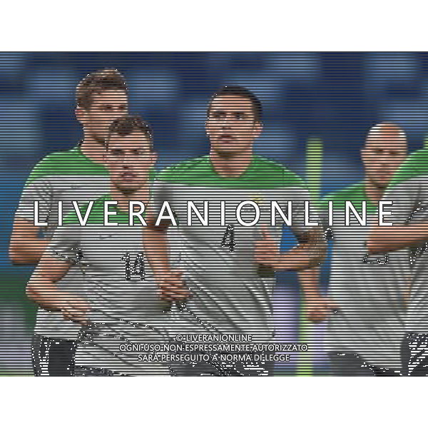 (140612) -- CUIABA, June 12, 2014 () -- Australia\'s Tim Cahill (C) trains with his teammates on the field of the Arena da Baixada in Cuiaba, Brazil, June 12, 2014. (/Liu Dawei)(pcy) ©PHOTOSHOT/Agenzia Aldo Liverani sas - ITALY ONLY - EDITORIAL USE ONLY - Allenamneto della nazionale dell\'Australia sul campo di Arena da Baixada a Cuiaba, Brasile, 12 giugno 2014