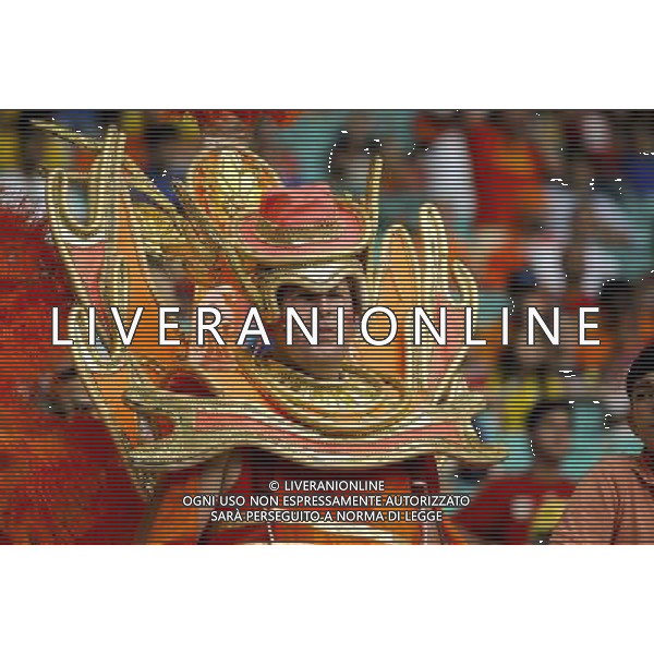 Crowd celebrates before the beginning of the 2014 World Cup match Spain x Netherlands, this friday 13th, in Salvador, Brasil (Photo by Gustavo Basso/NurPhoto) ©photoshot/Agenzia Aldo Liverani sas - ITALY ONLY - EDITORIAL USE ONLY - Spagna Vs Olanda partita del Gruppo B Coppa del Mondo FIFA 2014 in Salvador, in Brasile, 13 giugno 2014