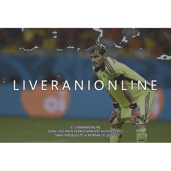 (140613) -- SALVADOR, June 13, 2014 () -- Spain\'s goalkeeper Iker Casillas reacts at the Arena Fonte Nova Stadium during a Group B match between Spain and Netherlands of 2014 FIFA World Cup in Salvador, Brazil, June 13, 2014. Netherlands won 5-1 over Spain on Friday. (/Yang Lei) ©photoshot/Agenzia Aldo Liverani sas - ITALY ONLY - EDITORIAL USE ONLY - Spagna Vs Olanda partita del Gruppo B Coppa del Mondo FIFA 2014 in Salvador, in Brasile, 13 giugno 2014